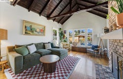 5327 Brann St, Oakland, CA 94619