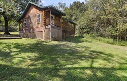 1300 County Road 113, Alton, MO 65606