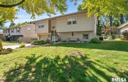 2921 ARLINGTON Drive, Springfield, IL 62704