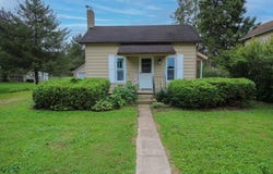 418 E Arbor Street E, Marcellus, MI 49067