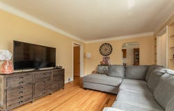 1292 Irene Road, Lyndhurst, OH 44124