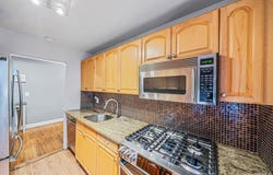 8 Terrace Circle, Great Neck, NY 11021
