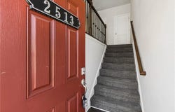2513 Hedgeway Circle, Kennesaw, GA 30144