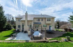 15 Hallocks Run, Somers, NY 10589
