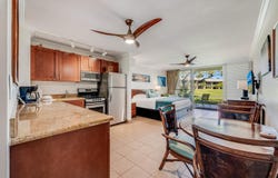 5315 Lower Honoapiilani Rd, Lahaina, HI 96761