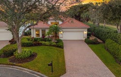 20000 Seadale Court, Estero, FL 33928