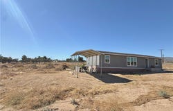 9589 Paramount, Phelan, CA 92371