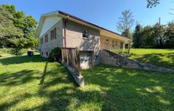 1634 Main Street, Sneedville, TN 37869