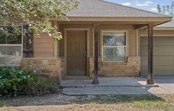 612 Amber Ln, Jarrell, TX 76537