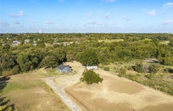 1207 N Interstate Highway 45, Ennis, TX 75119