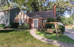 493 Malvern Road, Akron, OH 44303