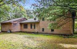 2341 E 95th Street, Newaygo, MI 49337