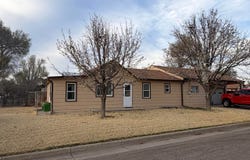 711 S 3rd St, Lamar, CO 81052