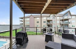 570 Linden Dr, Arnolds Park, IA 51331