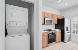 208 CAPE HARBOUR Loop, BRADENTON, FL 34212