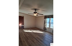 201 SE 8255p Road, Clinton, MO 64735