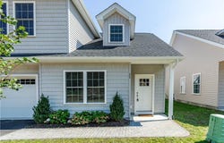 7 Fieldstone Way, Johnston, RI 02919