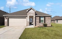 119 Eagle Lake Drive, Duson, LA 70529