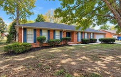 1526 Beckett Drive, Murray, KY 42071
