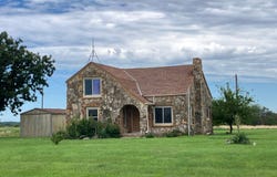 806 US 54 HIGHWAY, Iola, KS 66749