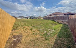 169 Greg Ln, Jarrell, TX 76537