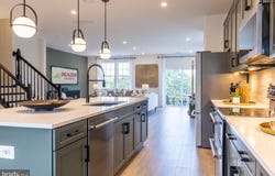 89 CENTRAL Avenue, GAITHERSBURG, MD 20877