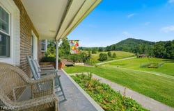 3216 Dry Creek Road, Duffield, VA 24244