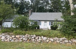 14 Marion Drive, East Lyme, CT 06333
