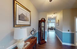 302 SANDY Circle, Milton, PA 17847