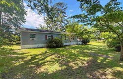 208 E 6th Avenue, Lake View, SC 29563