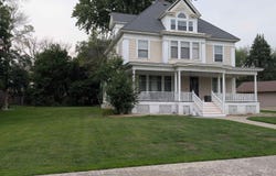 628 6th Ave, Sheldon, IA 51201