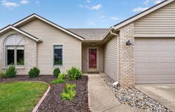 1328 Oak Bay Run, Fort Wayne, IN 46825-6545