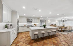 211 Rolling Hill Drive, La Grange, TX 78945