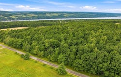 Rose Road, Hammondsport, NY 14840