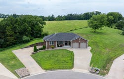 3928 Viola View, Jefferson City, MO 65101