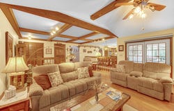 180 Primrose Circle, Chesterton, IN 46304