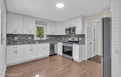 32 Bruning Lane, Spotswood, NJ 08884