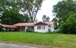409 Croy Lane, Linden, AL 36748