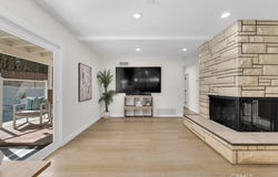 4300 Pampas Road, Woodland Hills, CA 91364