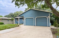 4209 E Shenandoah Trl, Sioux Falls, SD 57103-6610