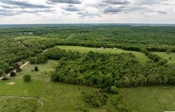 34801 Drennon Chapel Road, Edwards, MO 65326