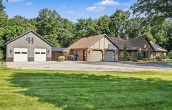 1555 Cardinal Drive, St. Joseph, MI 49085