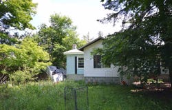 6021 Rustic Road, Petoskey, MI 49770