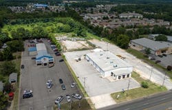 1570 E Oak, Conway, AR 72032
