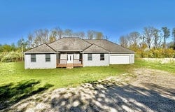 2095 M 140, Benton Harbor, MI 49022