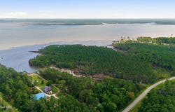 Upper Neck Road, Bayboro, NC 28515
