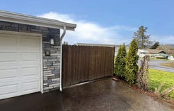 17460 SE SUNNYSIDE Rd, Damascus, OR 97089