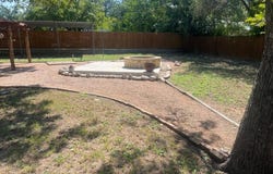 407 N Nueces St, Camp Wood, TX 78833