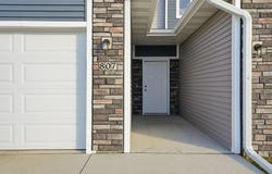 807 Campusside Place, Norwalk, IA 50211