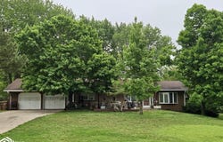2328 N Grant Road, Carroll, IA 51401